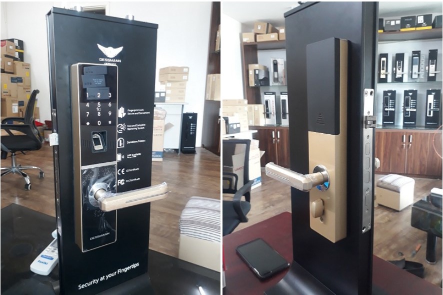 khoa dien tu Dessmann G811 II mau vang